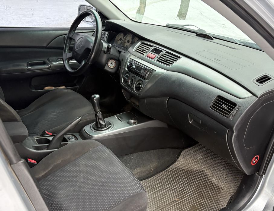 Продам Mitsubishi Lancer 9 2005г.в