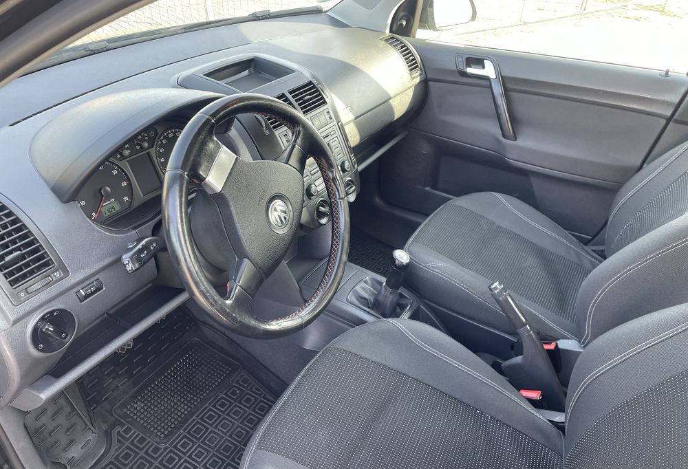 Volkswagen Polo 2006 рік, 1.4 бензин