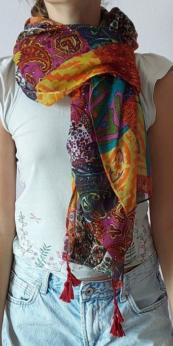 Szalik damski w stylu boho