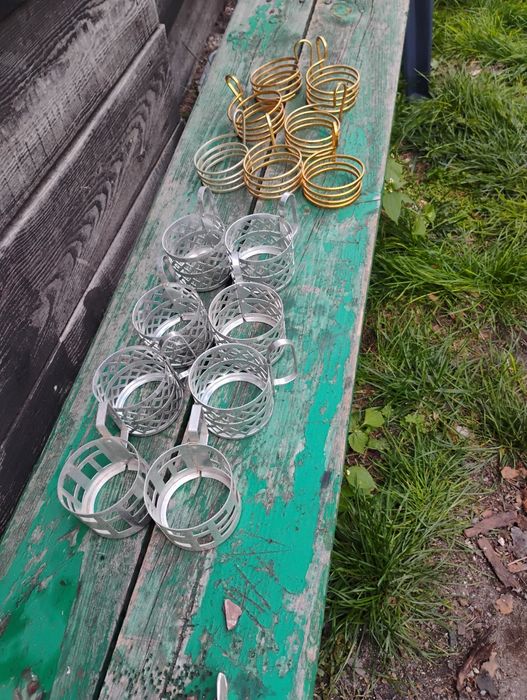 Stare uchwyty koszyczki  do szklanek PRL