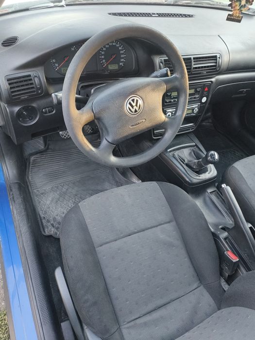 Passat 1.6 benzyna
