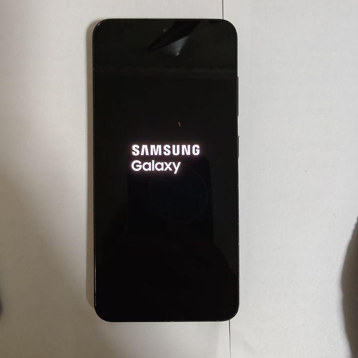 Samsung s23 128Gb