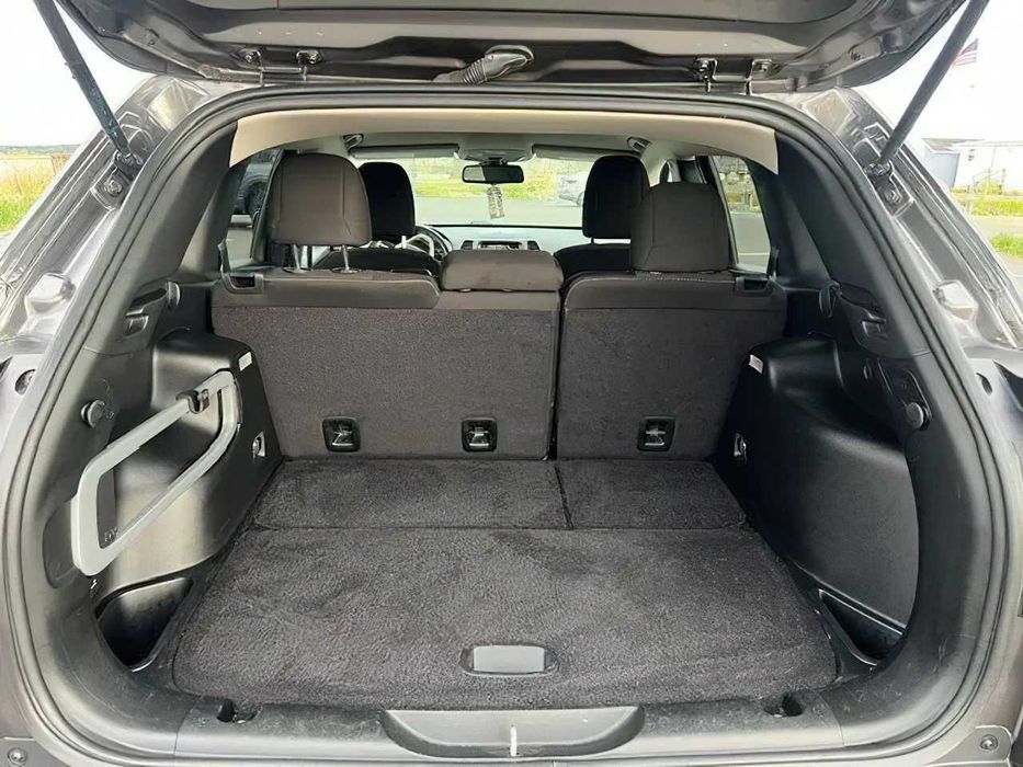 Jeep Cherokee      2017