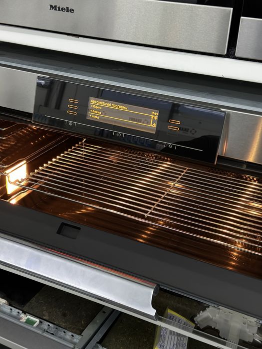 Духова шафа Miele H 5981 BP | з піролізом та конвекцією з парою