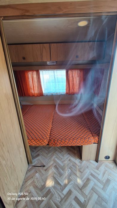 Caravana Knaus Mustang