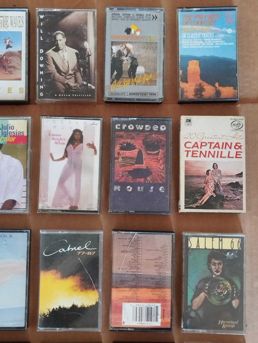 Várias Cassetes Antigas Internacionais #C04L02