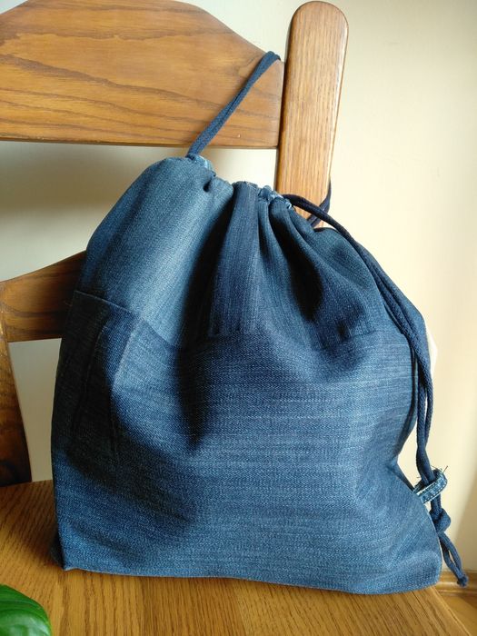 Jeansowy sportowy plecak