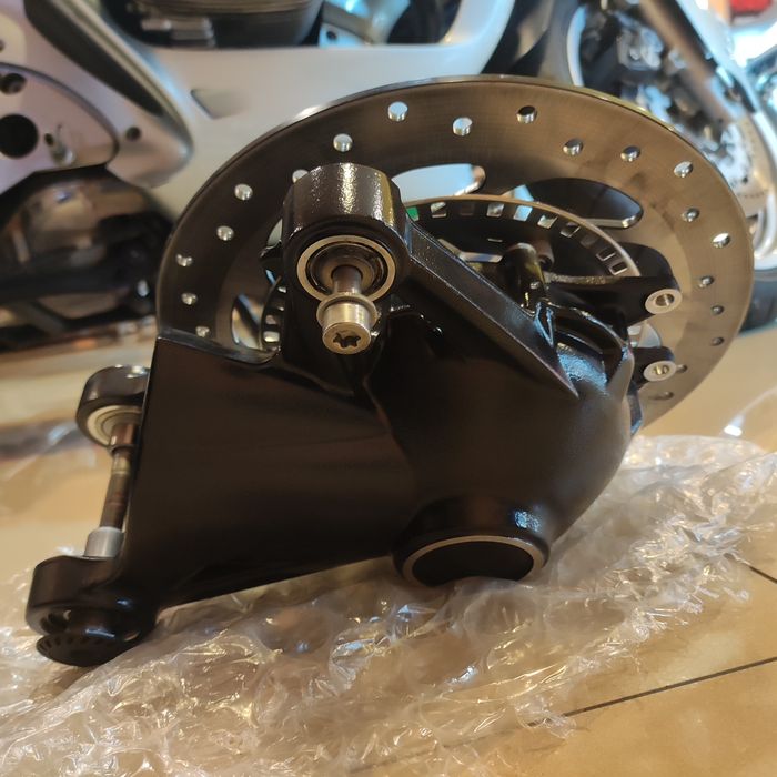 koło tylne  BMW K1600 Gtl różne części