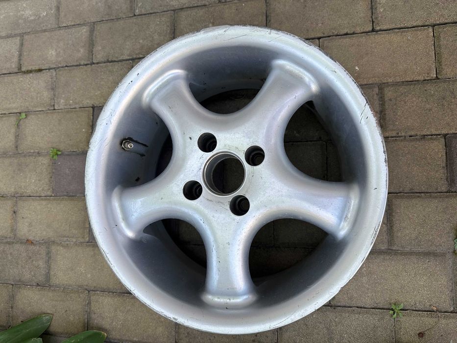 Диск 4х100 R15 vw