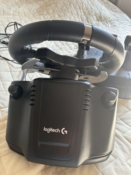 Продам руль logitech g920