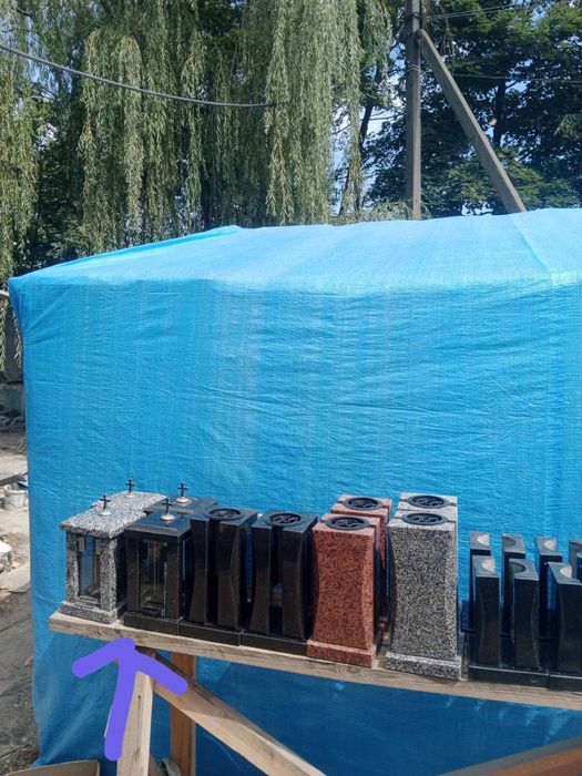 Балясіни Вази Кутики Лампади Кулі Мячі всі точені вироби з граніту любой складності