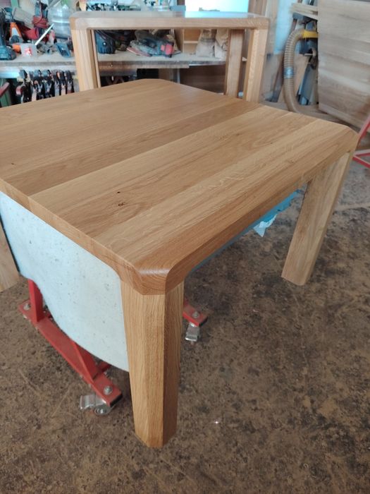 Stolik kawowy dębowy