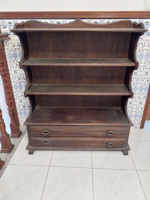 Móvel/Estante com gavetas