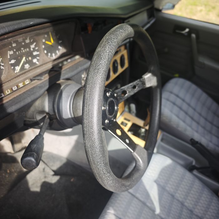 Volante e cubo para Mercedes 190 d