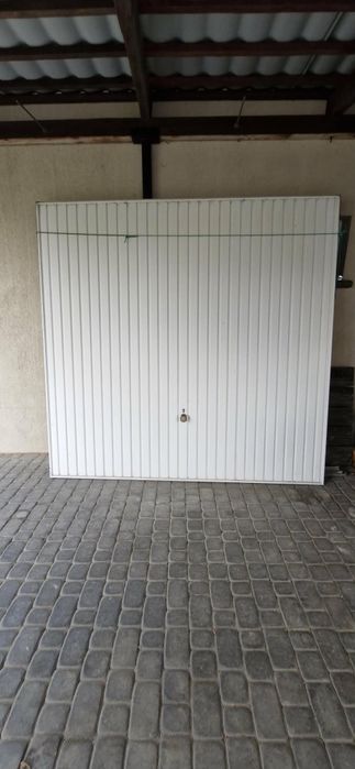 Brama garażowa uchylna biala 2,60 m/2,45m