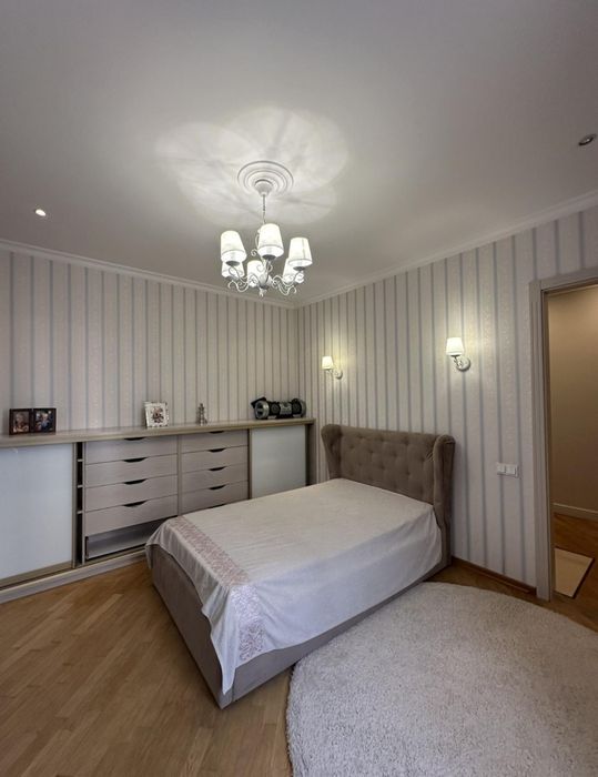 Пер.Мукачевский, Шикарная 3 комнатная квартира возле моря с паркингом