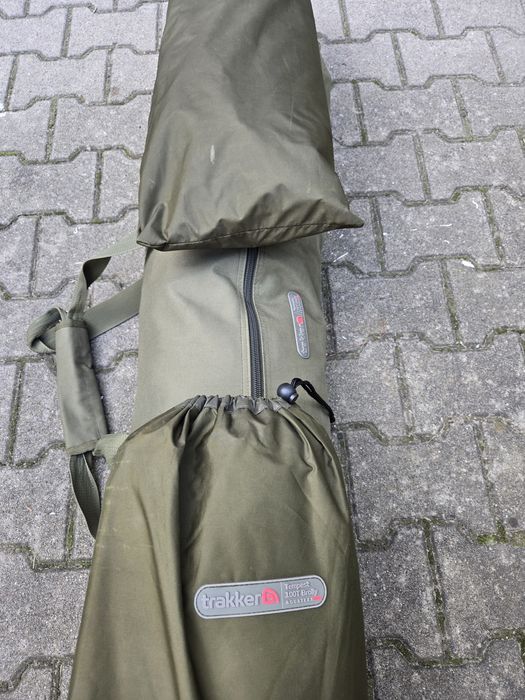 Sprzedam namiot trakker wraz z kapsułą. .