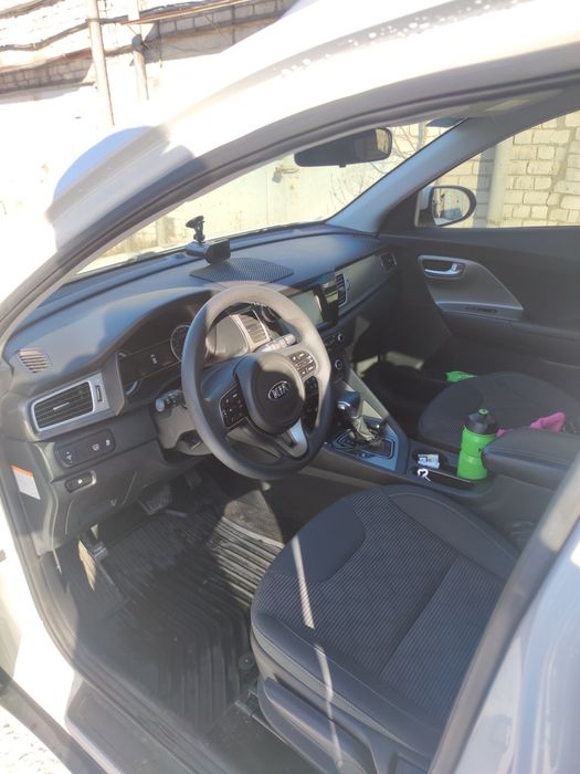 Продам Кia Niro 1.6 Гибрид 19г.в.