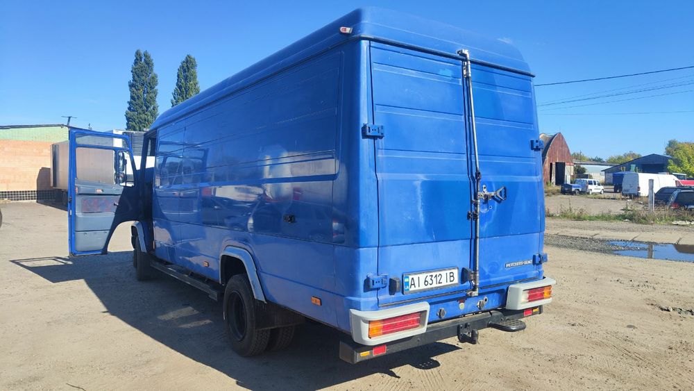 Mercedes-Benz Vario 815D