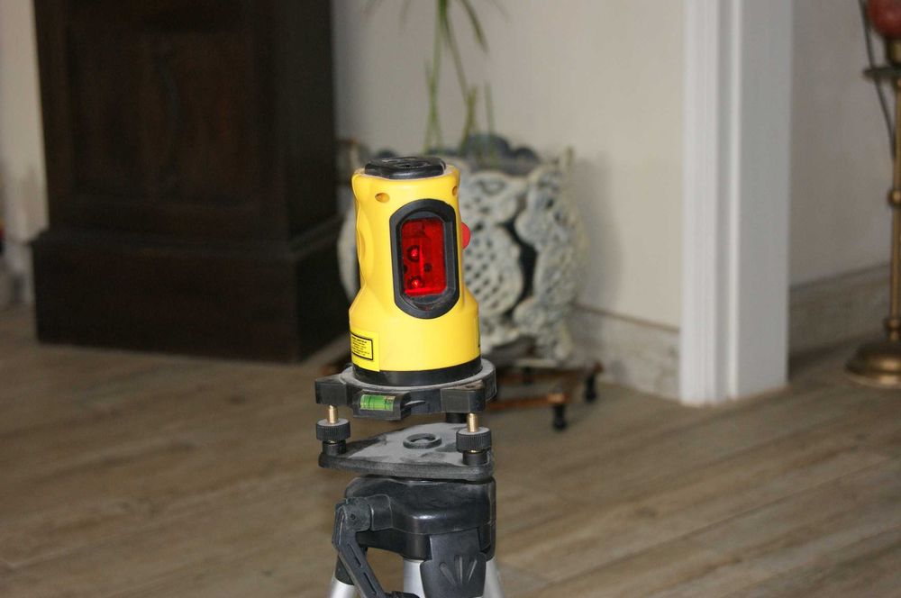 Laser de linha cruzada autonivelador NOVO