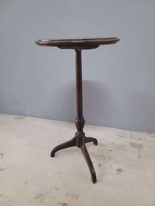 Mesinha de apoio em madeira, vintage