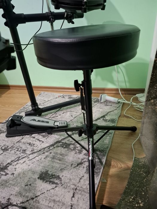 Стільчик барабанщика / для музиканта