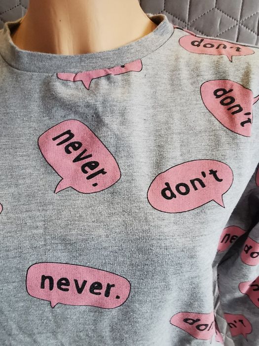 Bluza szara z napisami