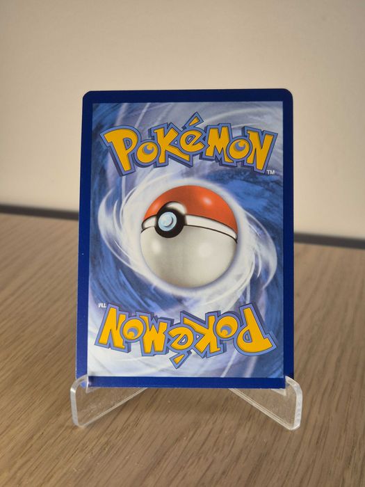 Karta Pokemon TCG: Maschiff (PAL 142)