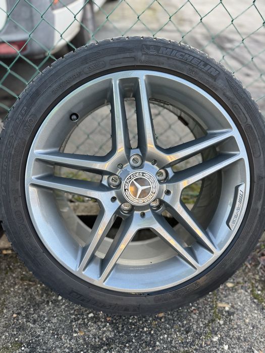 Koła AMG 225/45R17 7.5j et47/8.5j et58 66.6 Mercedes w204 CLA A