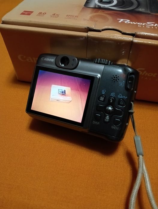 Фотоаппарат Canon PowerShot A590 IS.