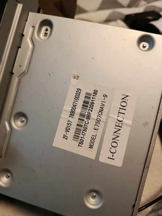 Мультимедійно-навігаційна система e7507cnavi-9  FlyAudio Volkswagen