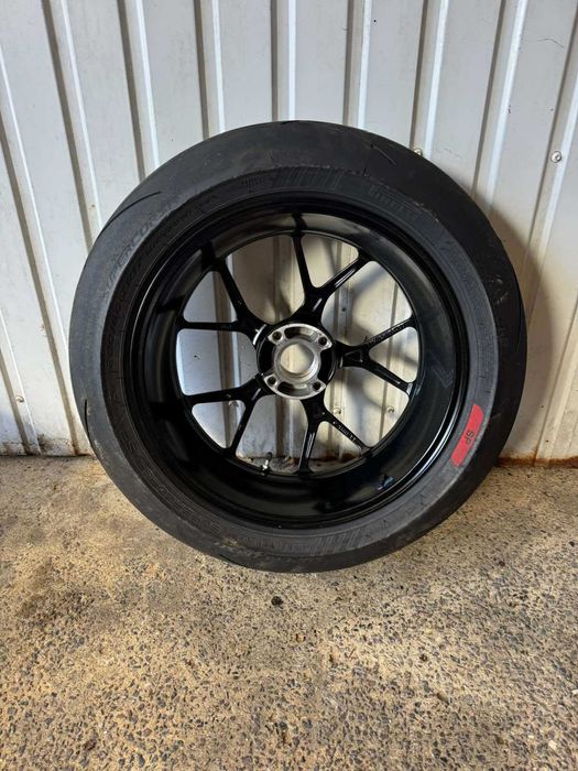 Траверса Ducati Panigale v4 2020