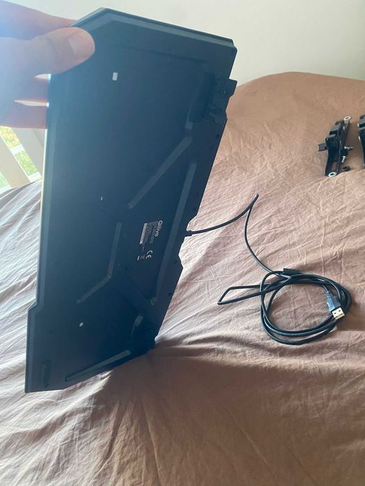 teclado de computador com rgb