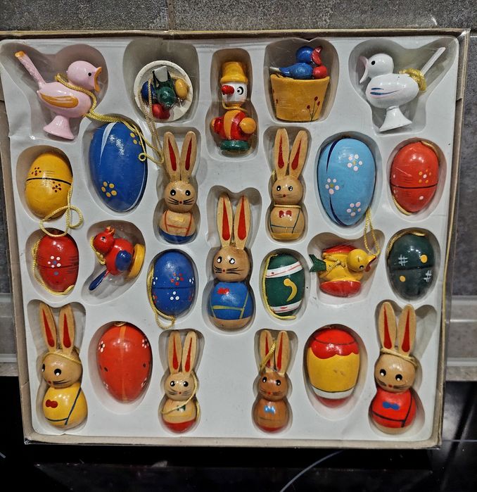 Игрушки новый год и пасха