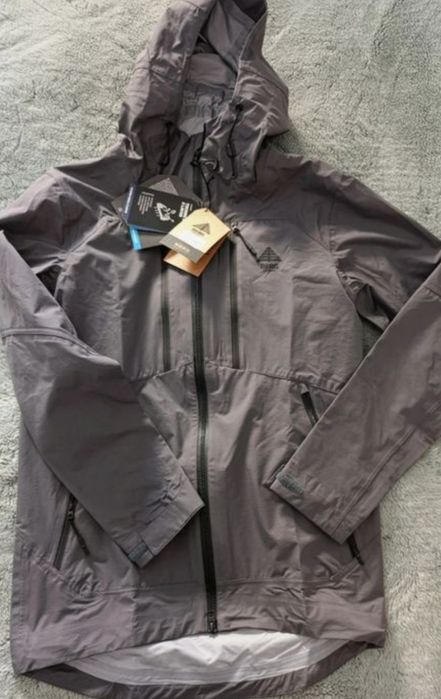 Casaco impermeável tamanho S M Berg