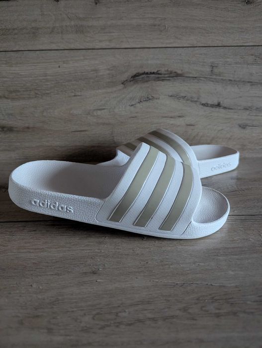 Шлепанцы слайдеры б/у Адидас Adidas 36 р 23 см