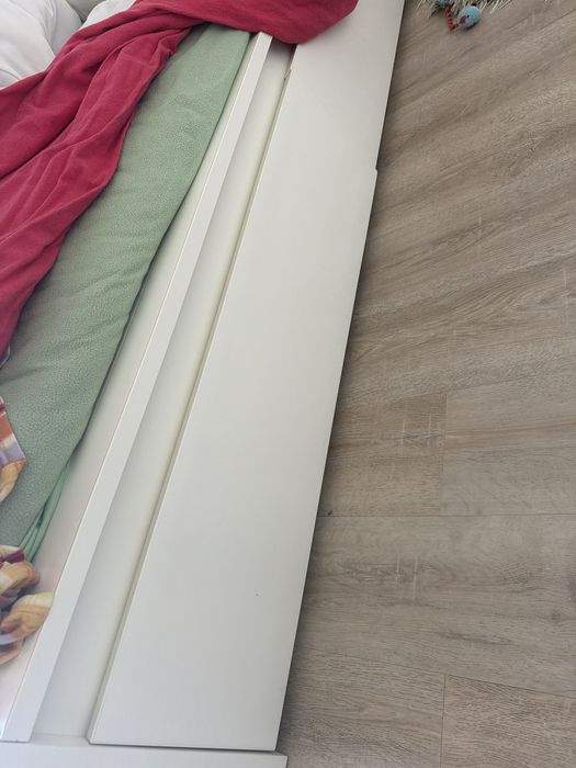 4 gavetas malm brancas