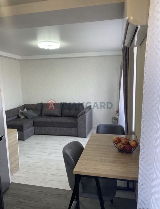 Квартира з капітальним ремонтом у центрі (Є ВІДНОВЛЕННЯ )