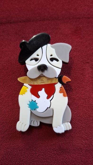 Broszka buldog francuski