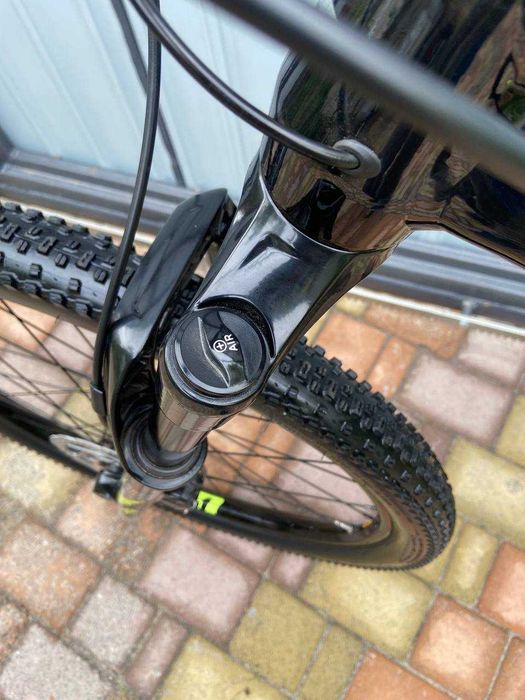Топовий велосипед Cannondale каннондеил  Trail Two 27,5 RockShox Judy