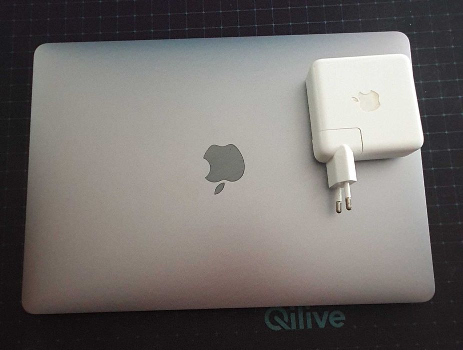 Apple MacBook Pro 2019 | 13.3" | Touch Bar