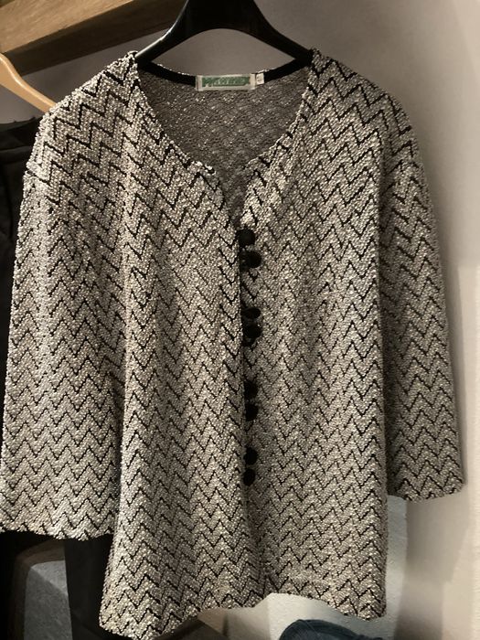 Kurtka , żakiet, spodnie, bluzka, sweterek . Paka ubran.