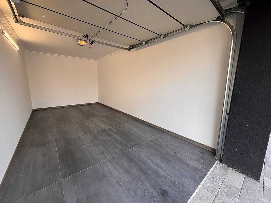 Продаж гараж в ЖК Family Plaza 19 м2