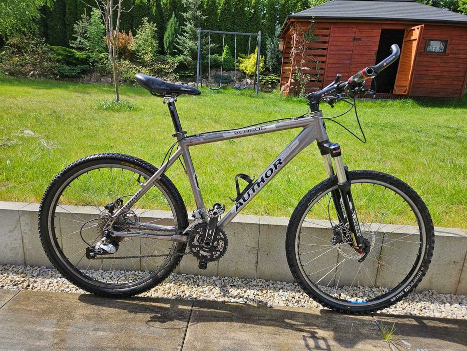 Rower MTB Author Hardtail/ Rama 19"/ koło 26"/ hydrauliczne hamulce Shimano Deore / markowy amortyzator Suntour / przerzutki Shimano Deore LX