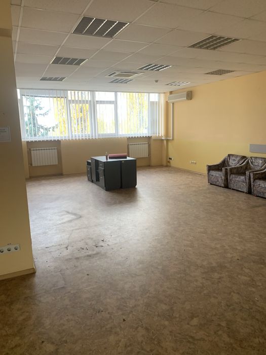 БЕЗ % офіс 100 м2 600 м2 в БЦ метро Академ містечко - View 2