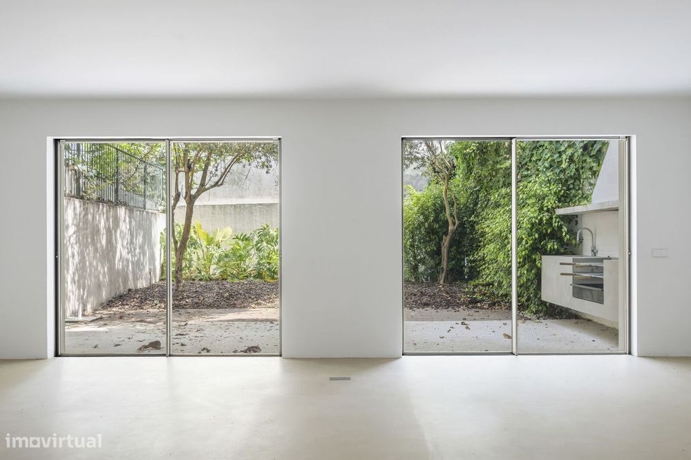 Moradia T4 com jardim, Lapa, Lisboa