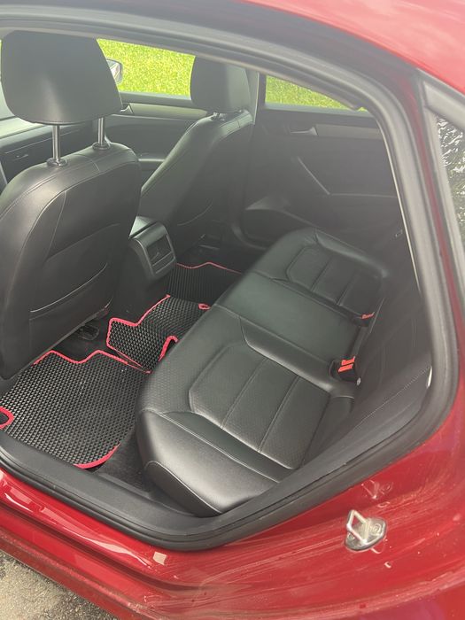 Продам Volkswagen passat 2015