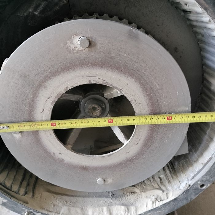 Млин, дробілка тонкого помелу на валу