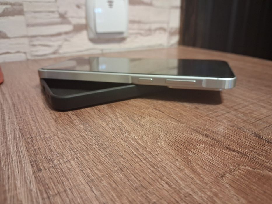 Самсунг А 56 8/128