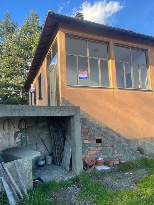 Затишний заміський будинок у Тавароне, Італія, 5.8 гектарів землі